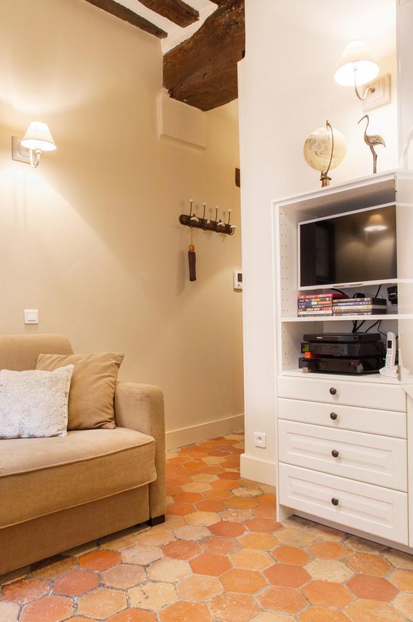 Apartment Le Voyage En Isle Paris